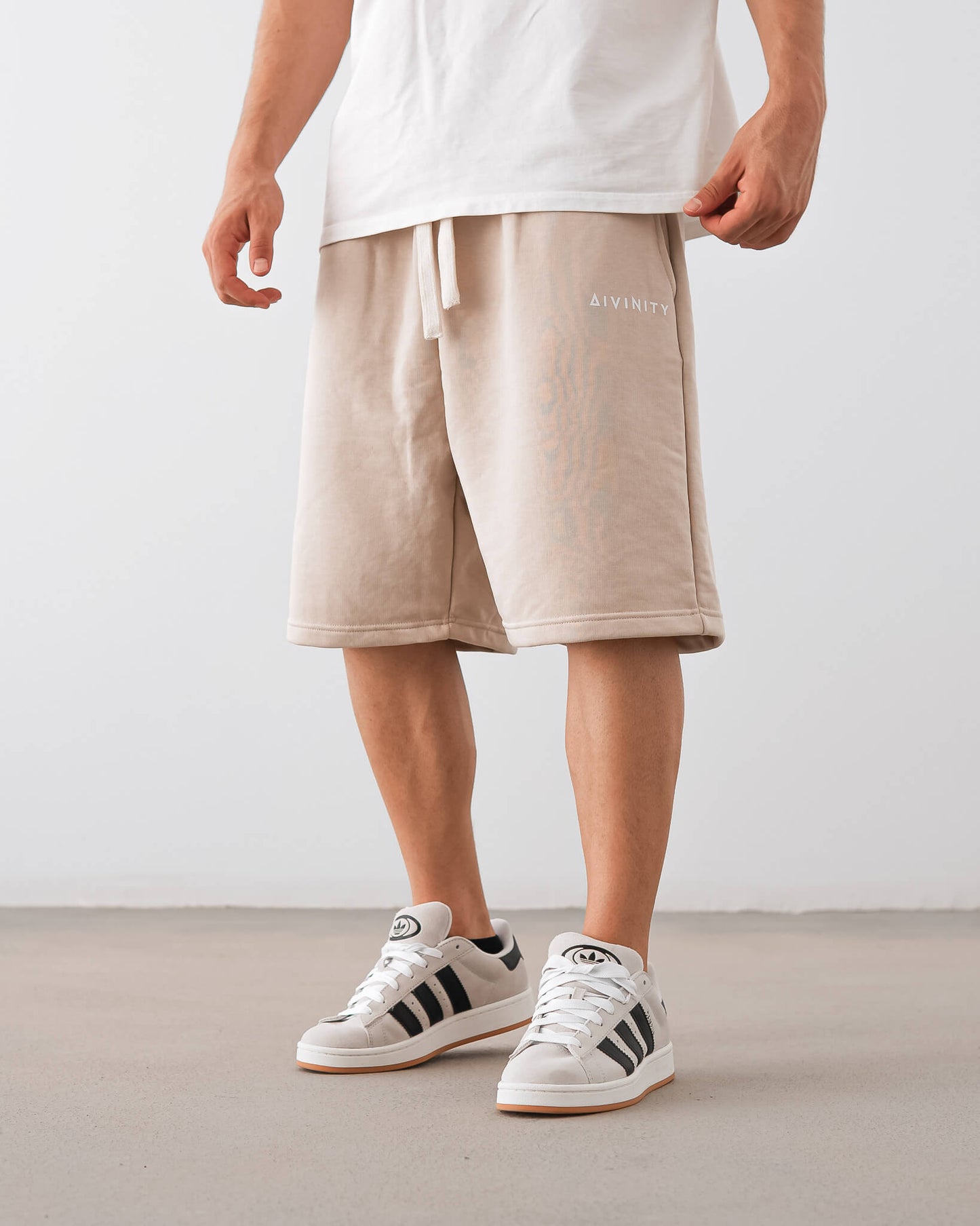 Classic Shorts Beige