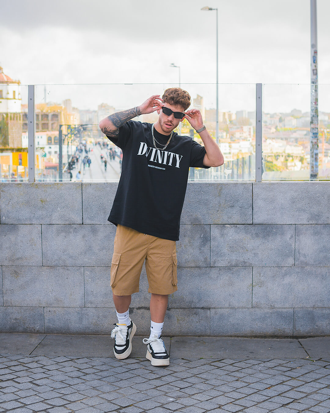 NRVN Oversized T-Shirt Black