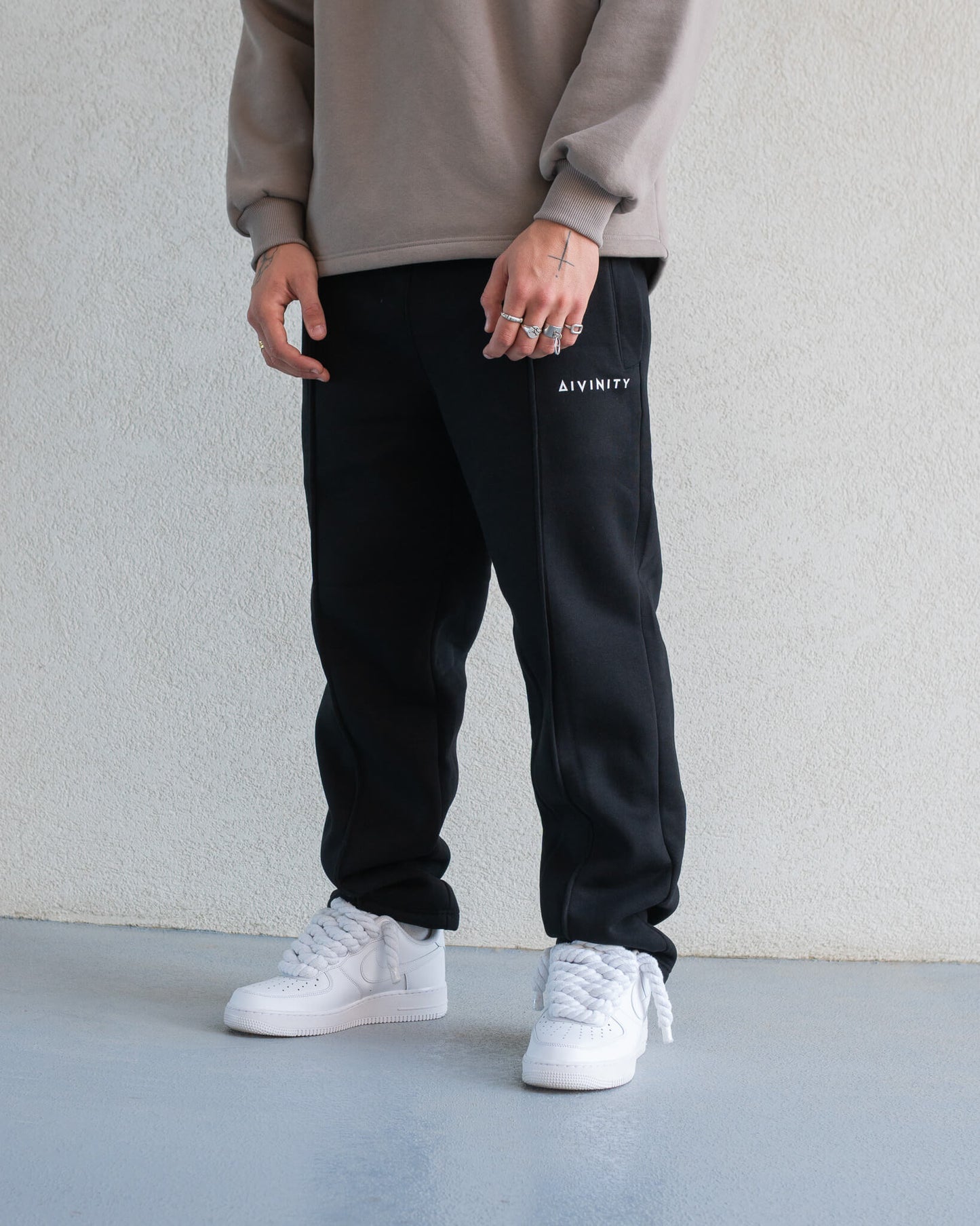 Baggy Signature Tracksuit Black