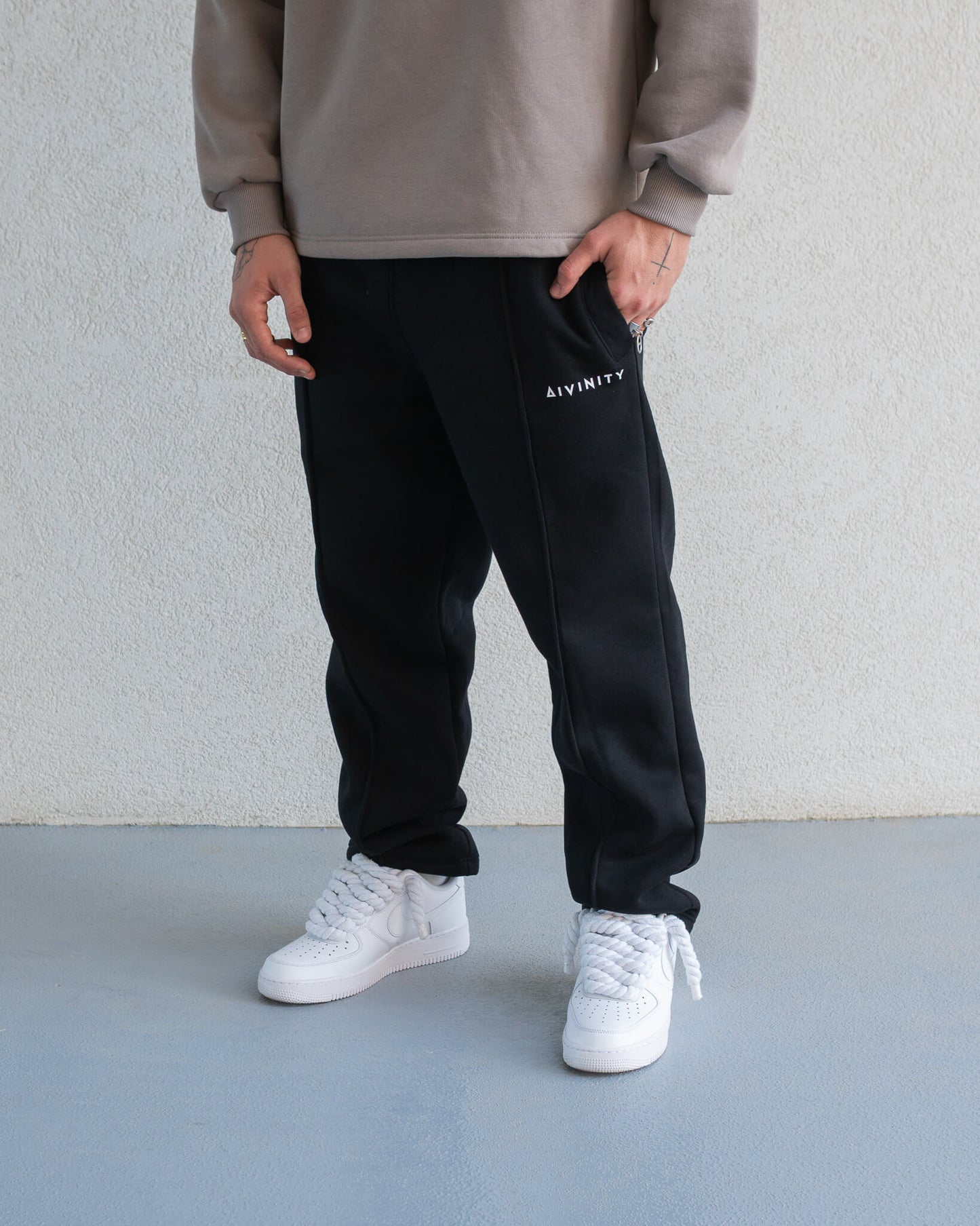 Baggy Signature Tracksuit Black