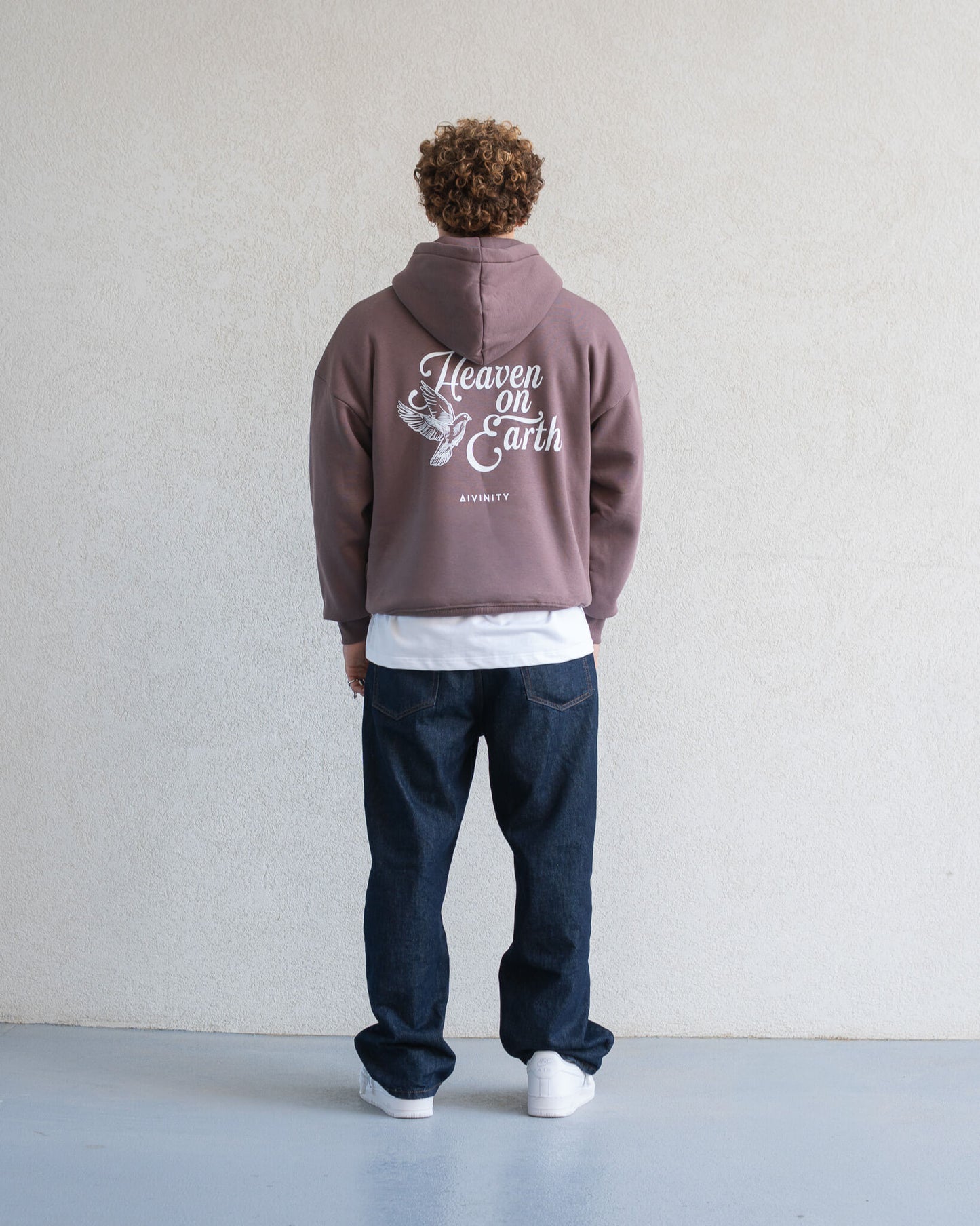 Heaven On Earth Hoodie Brown